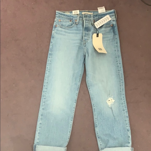 🍁NWT Levi’s Wedgie Straight Jean - Picture 6 of 7